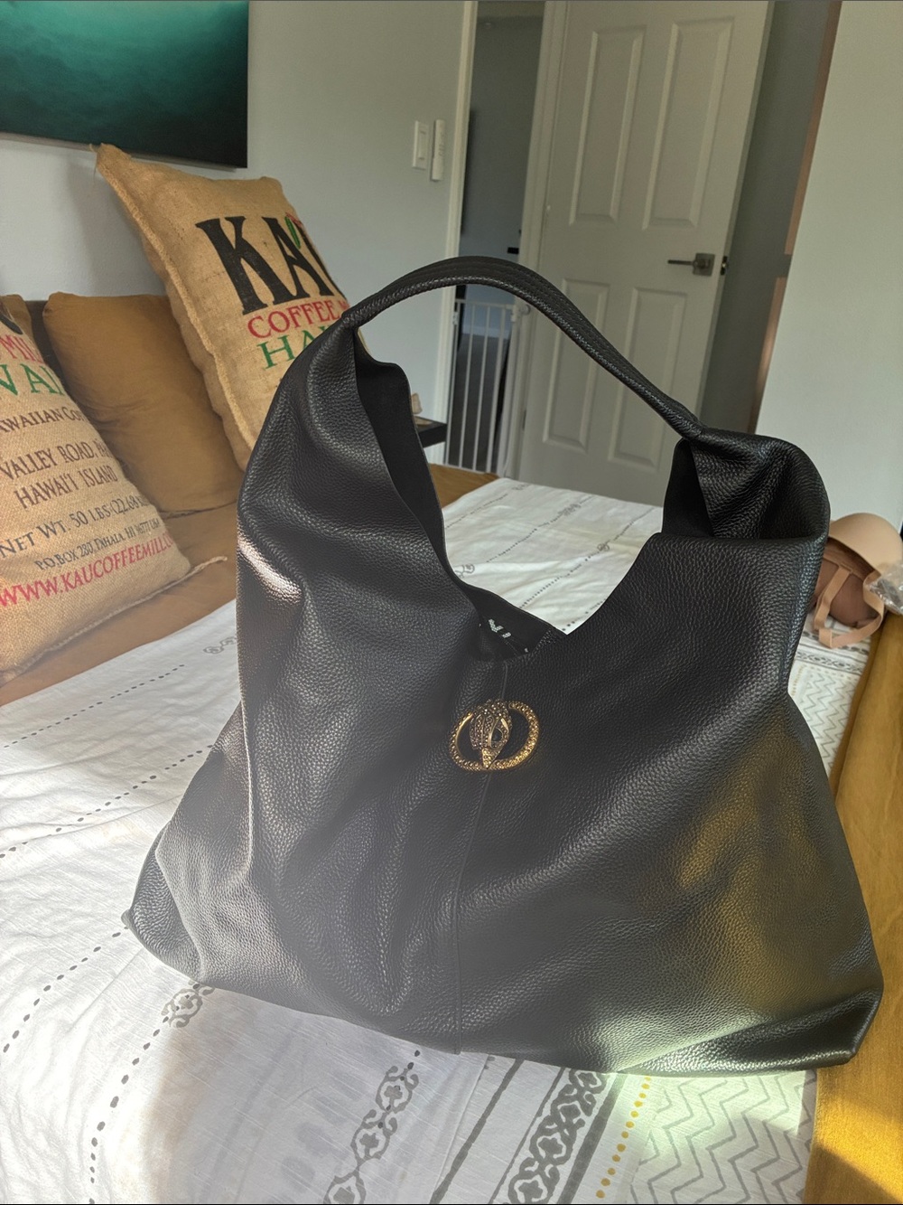Kurt Geiger Black Leather   Chelsea Large Hobo